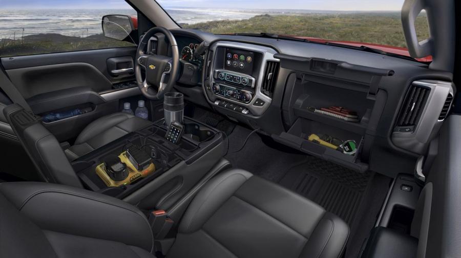  Chevrolet Silverado 2014 года  (фото 17 из 104)
